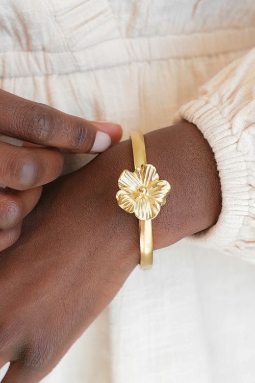 Nomads bangle with flower | My Jewellery