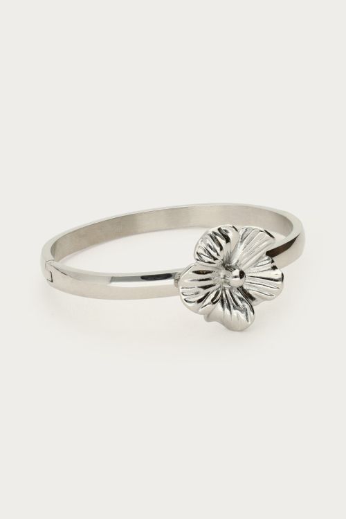 Nomads bangle with flower | My Jewellery