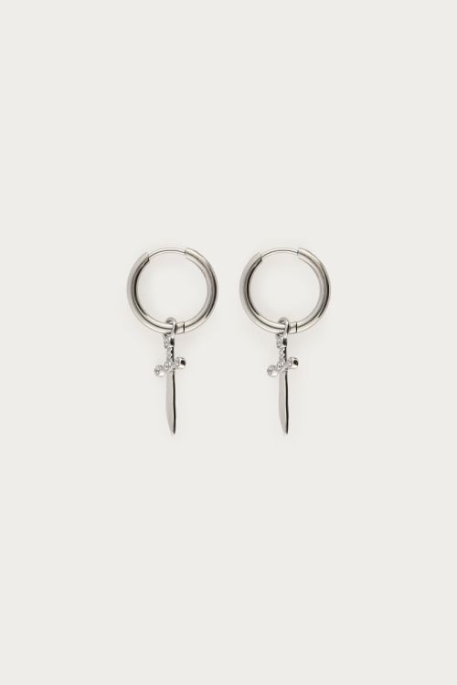 Boucles d'oreilles minimalistes Nomads avec épée