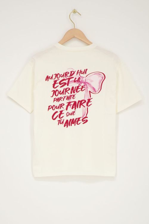 Off-white t-shirt with pink bow | My Jewellery