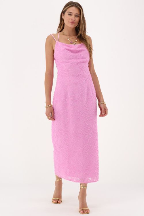 Pink jacquard dress with feathers | My Jewellery