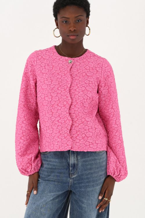 Pink jacquard top with button closure | My Jewellery