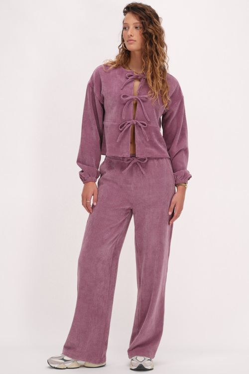 Pink wide leg pants made of corduroy | My Jewellery