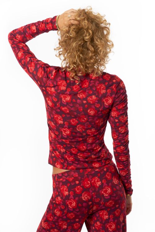 Purple turtleneck sweater with rose print | My Jewellery