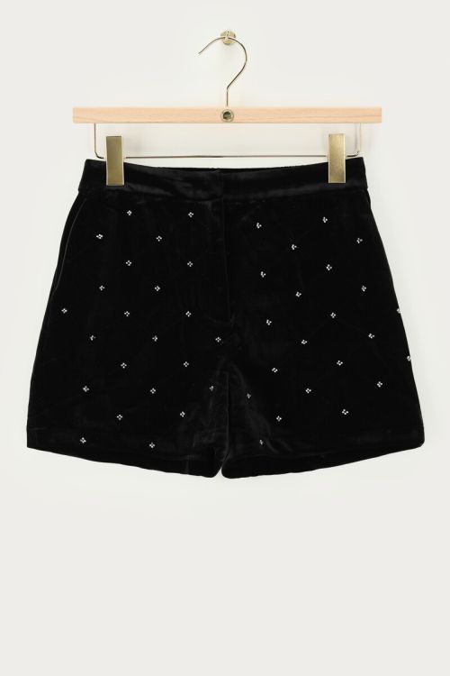 Re-celebrate black velvet shorts | My Jewellery