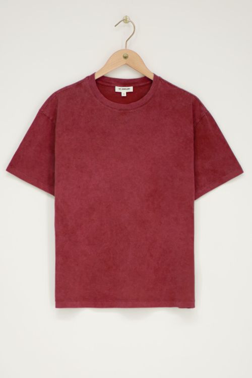 Burgundy basic T-shirt acid wash | My Jewellery