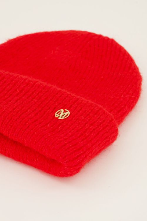 Red knitted beanie | My Jewellery