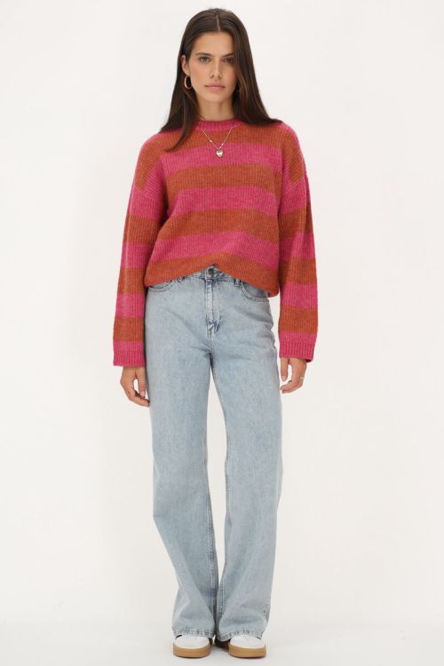 Pink sweater with orange stripes | My Jewellery