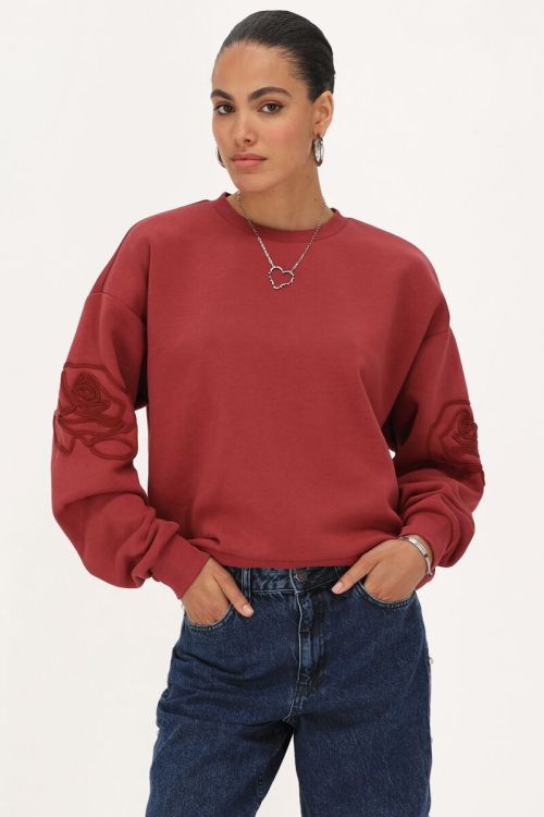Red sweater with embroidery | My Jewellery