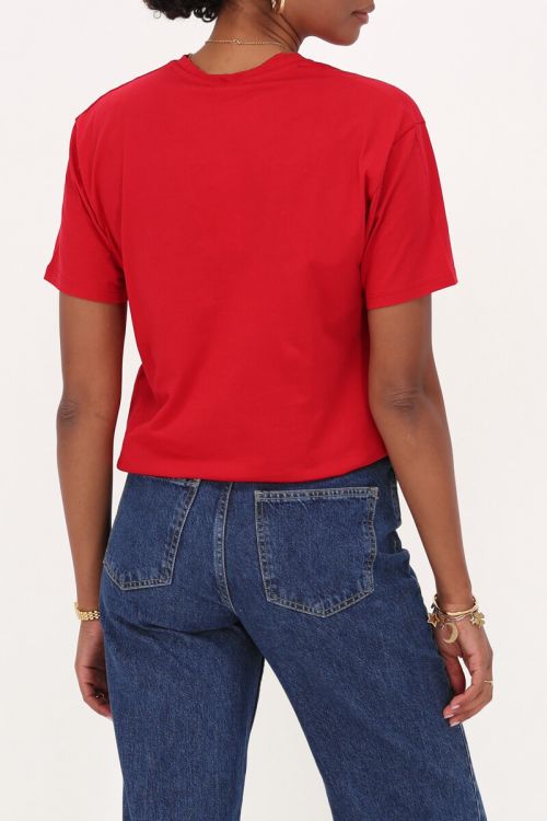 Red T-shirt with pink "Oui mais non" | My Jewellery