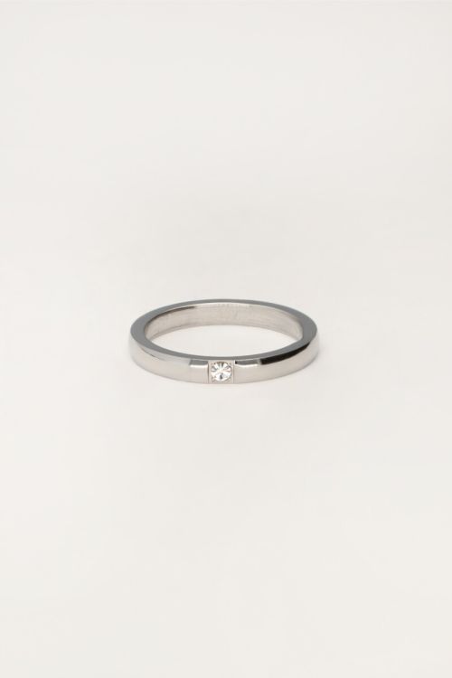 Bague à pierre transparente