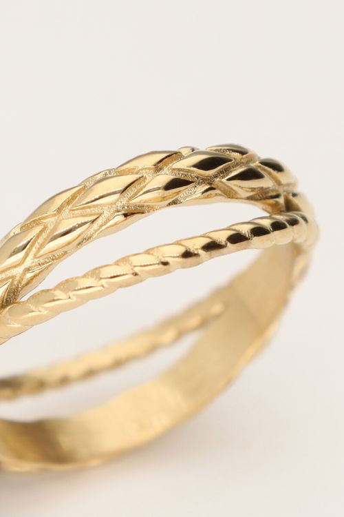 Ring with twisted pattern | My Jewellery