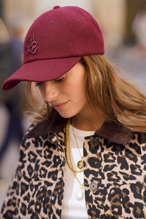 Casquette bordeaux "amour"