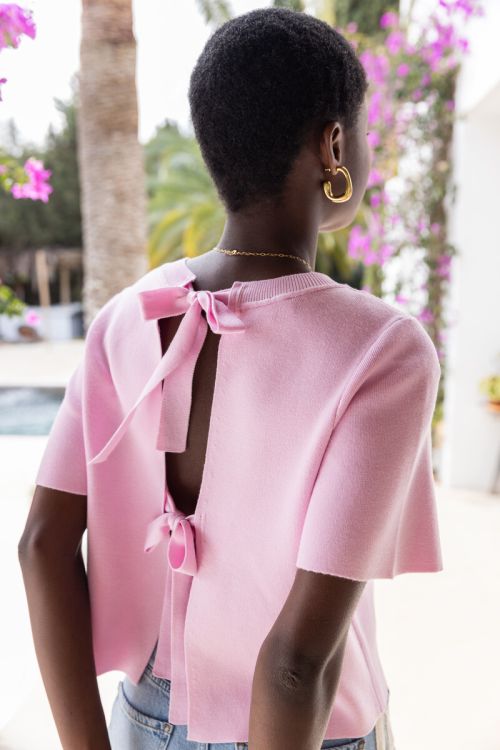 Light pink top with short sleeves & bows | My Jewellery