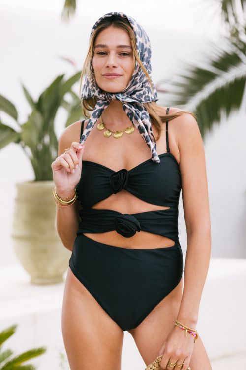 Black swimsuit with cut out and 3D flowers | My Jewellery