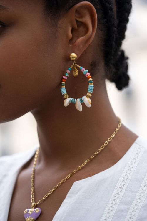Art earrings with blue beads and seashells | My Jewellery