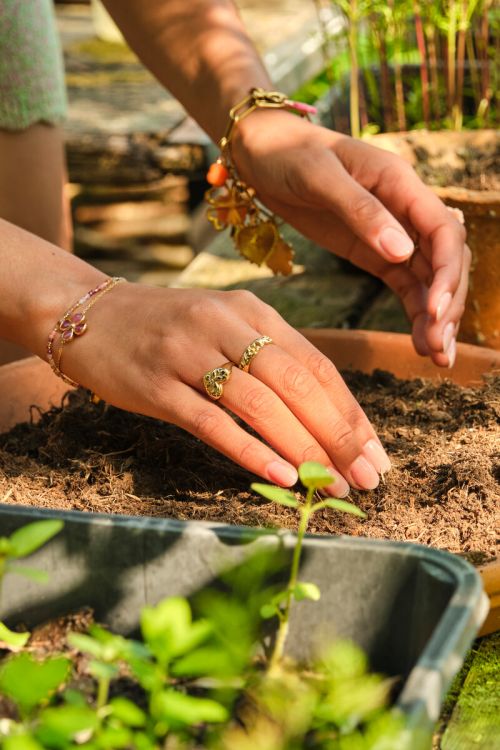 Botanical statement ring met bloemen hart