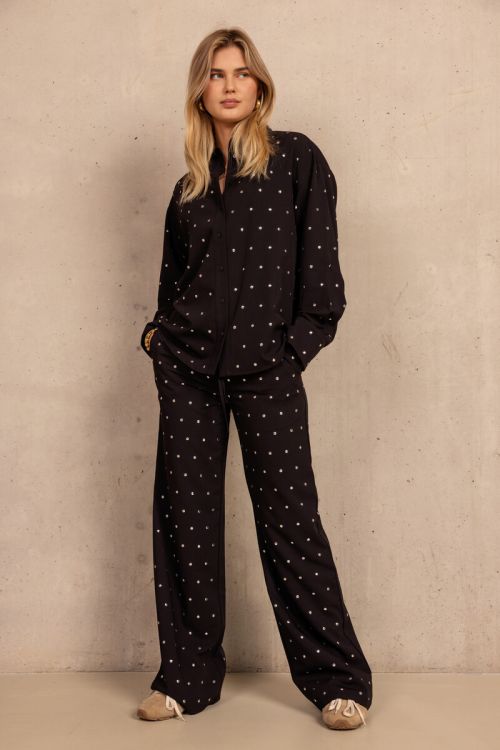 Black trousers with silver-coloured studs | My Jewellery