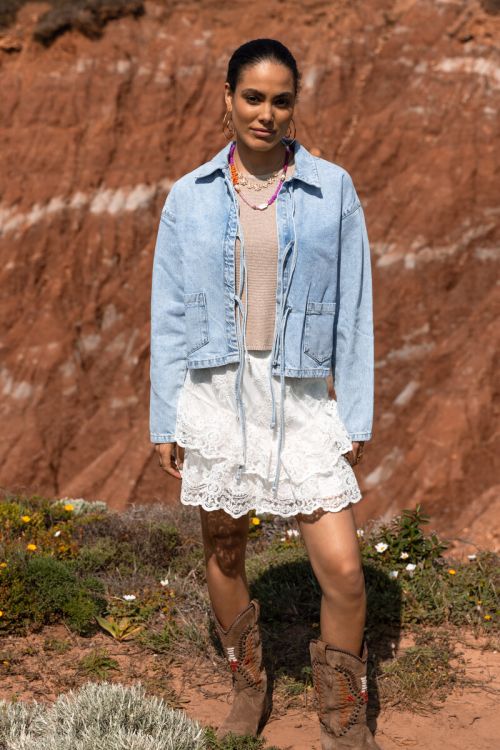 White short skirt with lace | My Jewellery