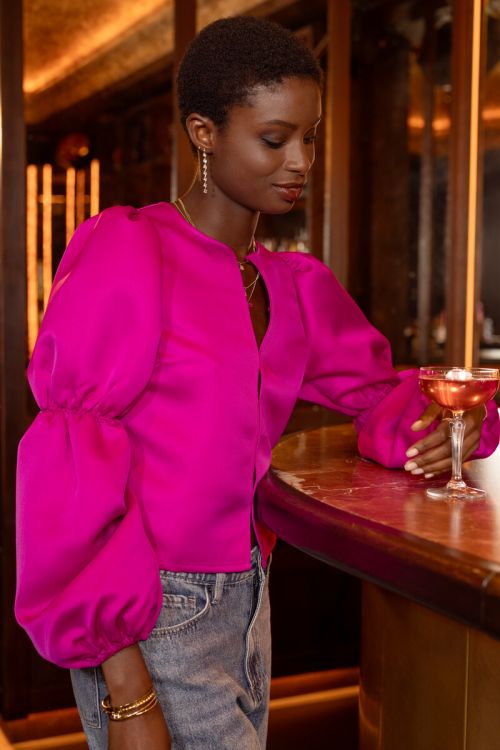 Purple top with puff sleeves in satin look | My Jewellery