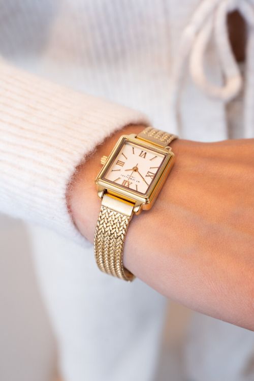 Quadratische Uhr mit geflochtenem Gliederarmband