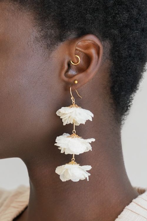 Statement earring with three flowers | My Jewellery