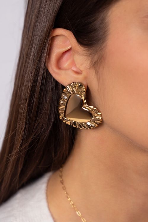 Statement earrings with heart