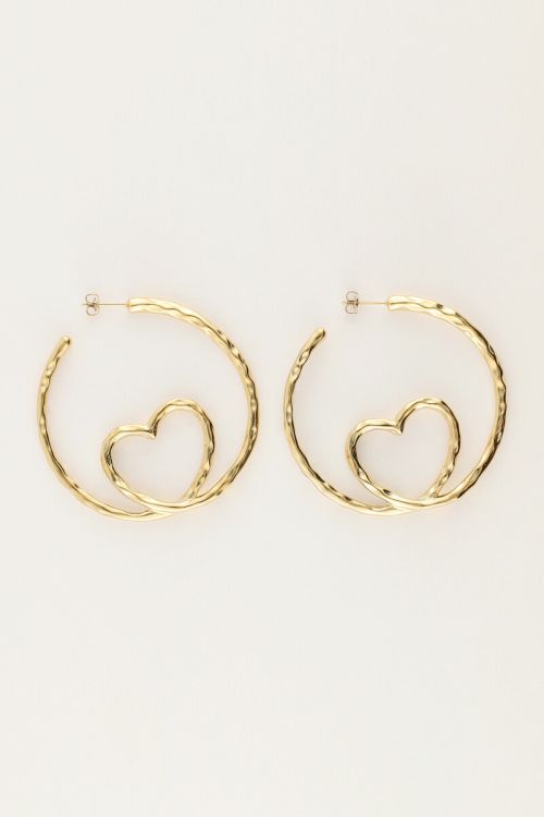 Statement earrings with heart 