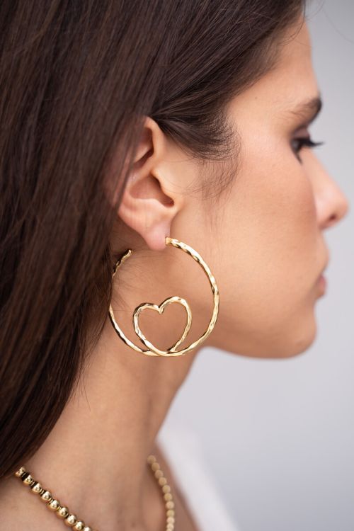 Statement earrings with heart 