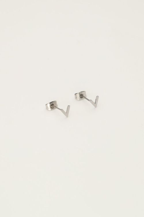 V-shape studs | My Jewellery