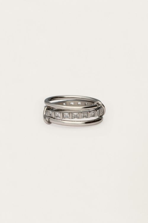 Triple ring connected with rhinestones | My Jewellery