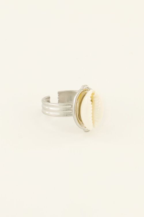 Golden ring with shells | My Jewellery