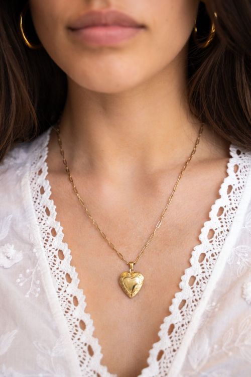 Vintage chain necklace with heart locket | My Jewellery