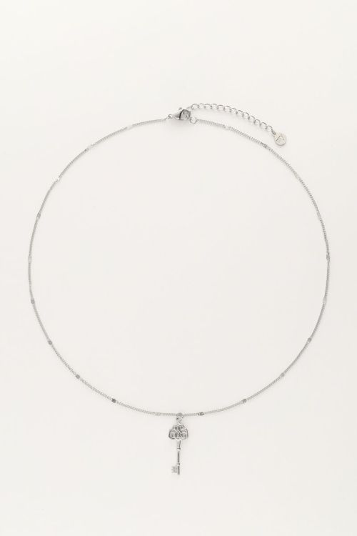 Vintage minimalistic necklace with key | My Jewellery