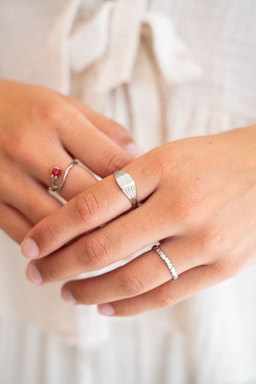 Vintage rectangular signet ring | My Jewellery