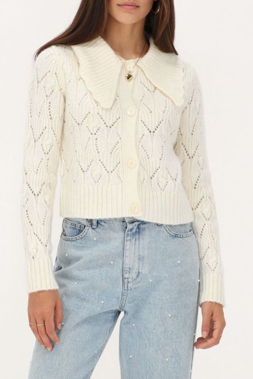 White ajour cardigan with luxury collar | My Jewellery