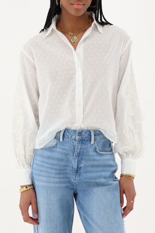 White blouse with long sleeves & embroidery | My Jewellery