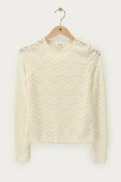 White fluffy lace top | My Jewellery