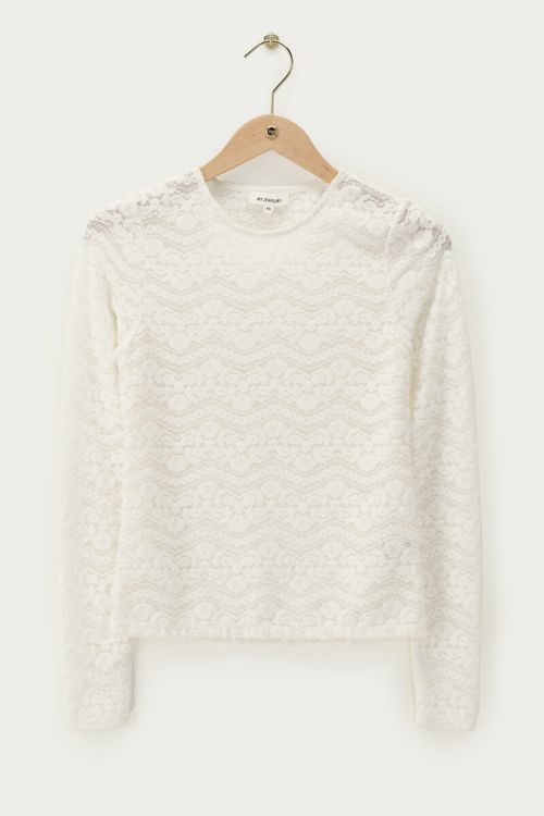 White fluffy lace top | My Jewellery