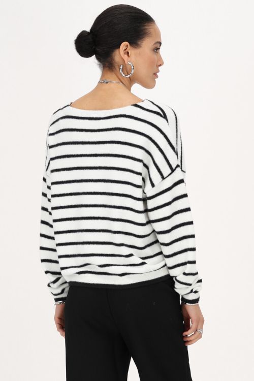 White sweater with black stripes | My Jewellery