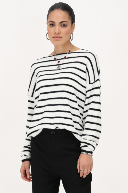 White sweater with black stripes | My Jewellery