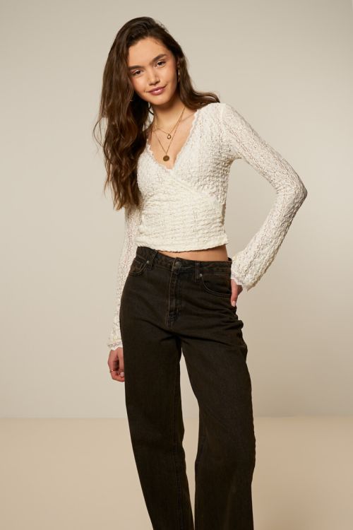 White lace top with overlap | My Jewellery