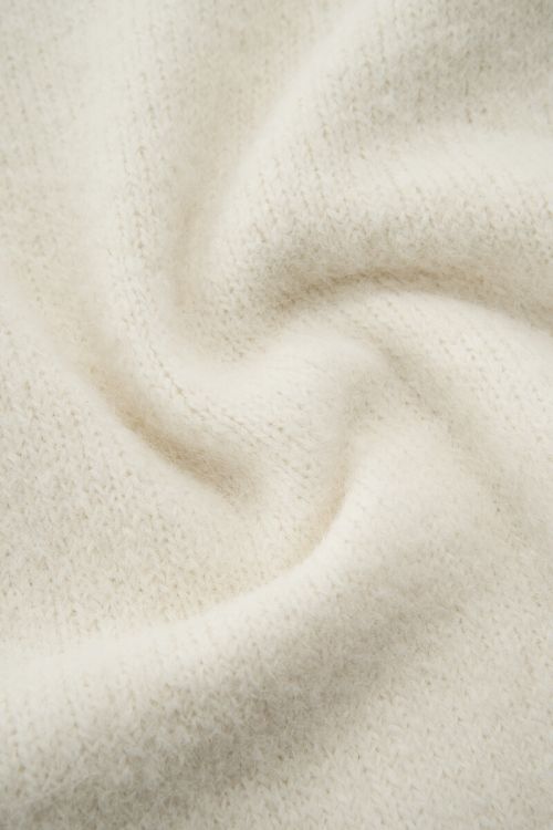 White oversized knit sweater | My Jewellery