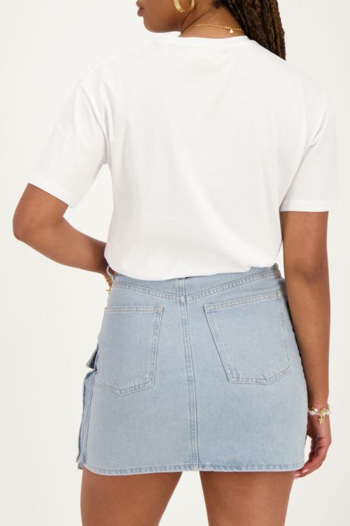 White t-shirt with purple ''Rue st. honoré''