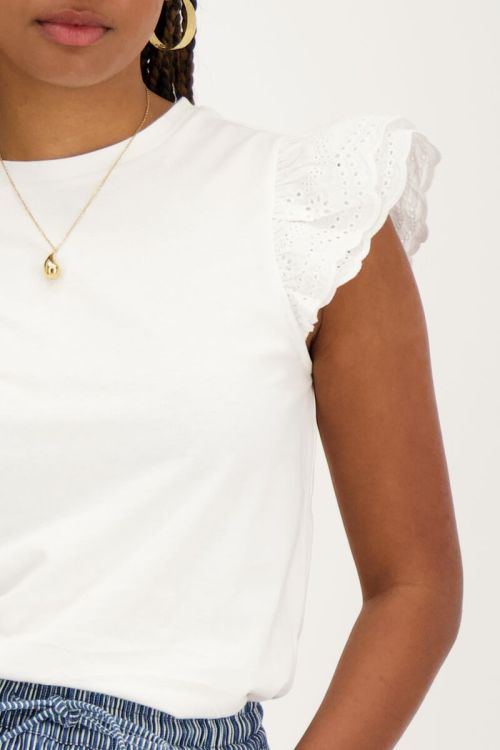 White top with embroidered sleeves | My Jewellery