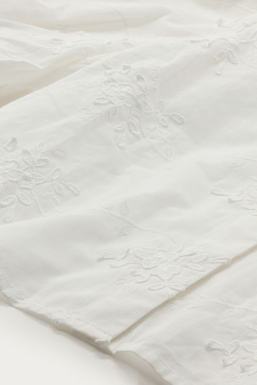 White top with puff sleeves & floral embroidery | My Jewellery