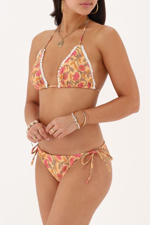 Bas de maillot de bain jaune avec fleurs et nœuds 