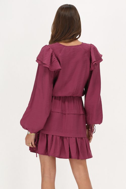 Purple dress with ruffles & wide sleeves | My Jewellery