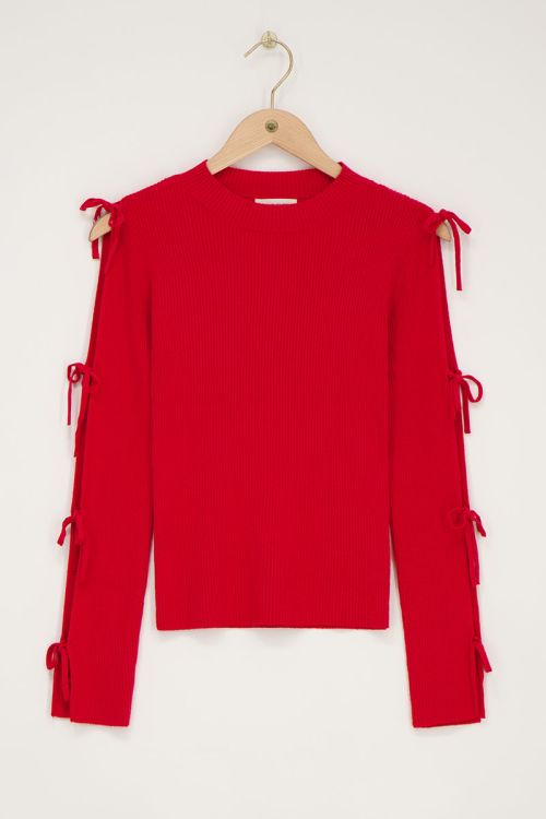 Red top with bows on sleeves | My Jewellery