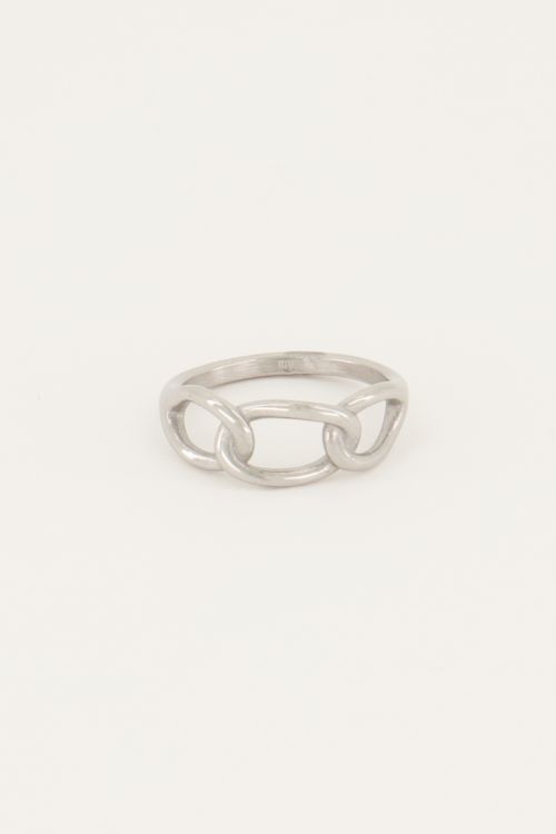 Ring met grote ovale schakels
